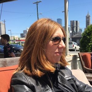 Meet your Posher, Lydia